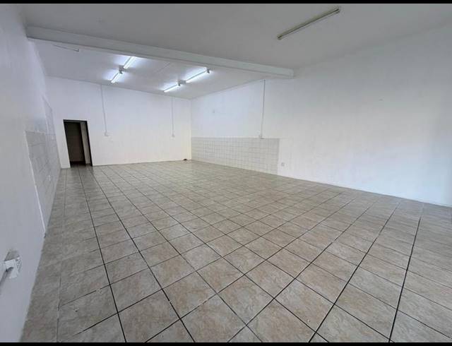 BUSINESS PROPERTY TO RENT IN DALVIEW